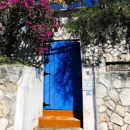 Hillcrest Hostel Nassau Exterior photo